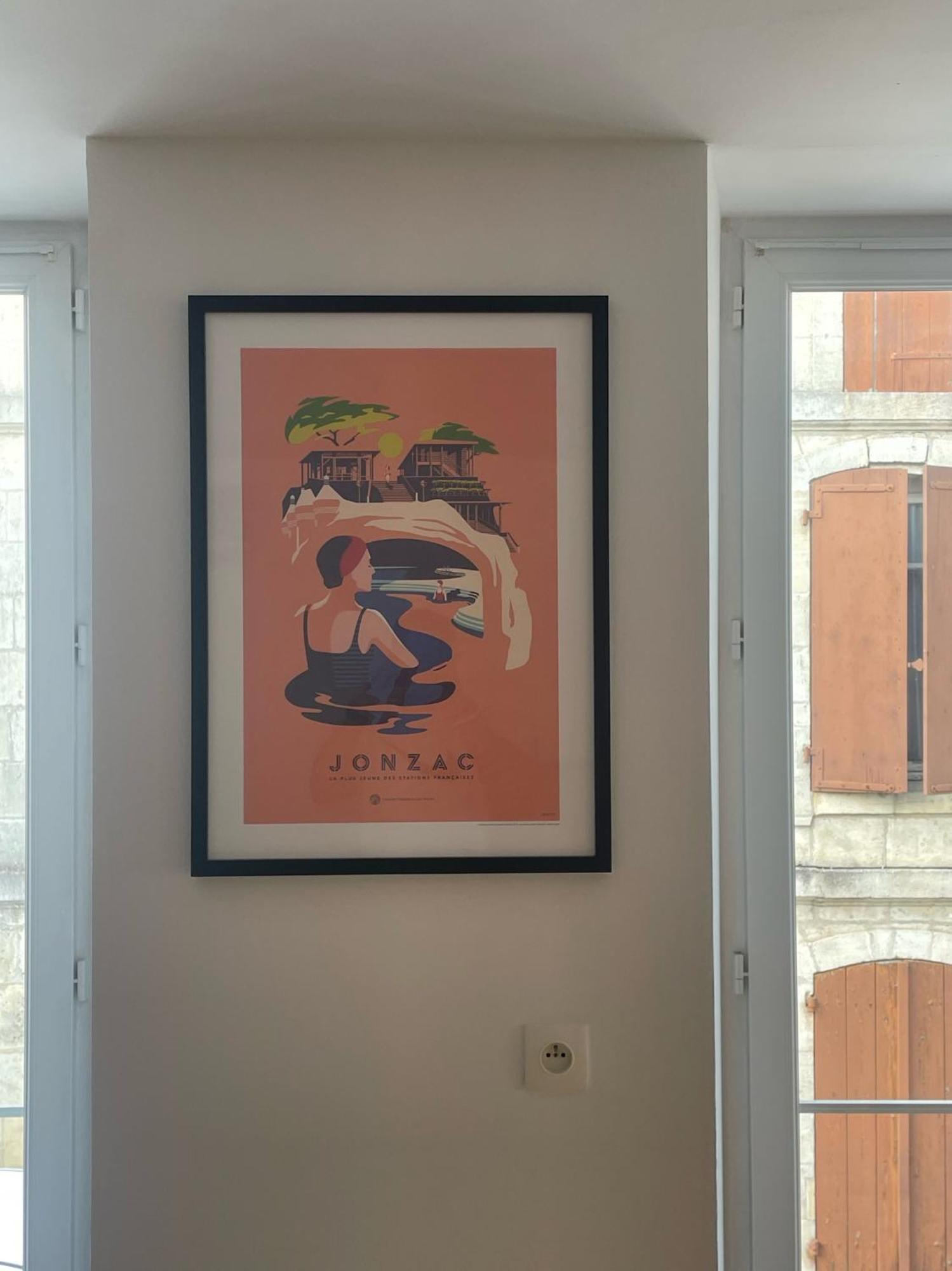 Superbe Duplex Coeur De Ville 3 Etoiles Jonzac Bagian luar foto